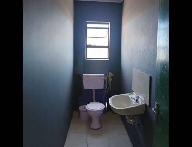 6 BEDROOM HOUSE FOR SALE IN BEACON HILL